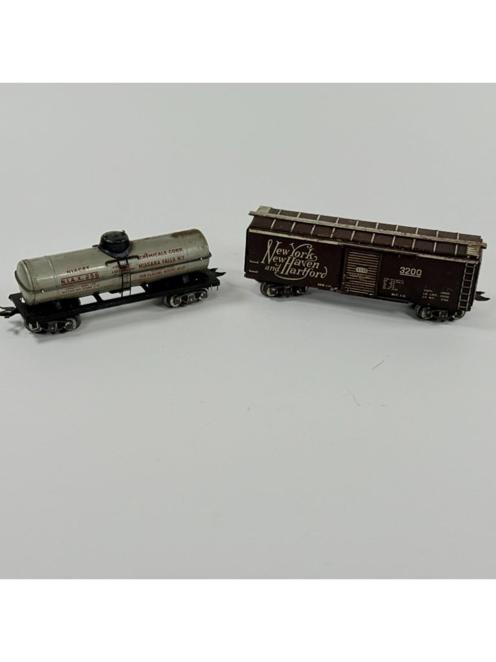 MARX O Gauge 3200 New York New Haven Boxcar NIAX Tank Car Niagara Falls Tin Car